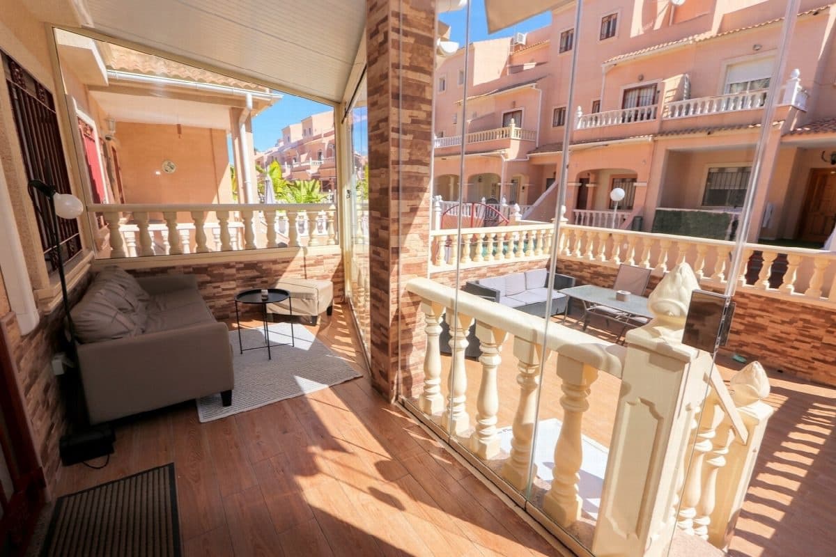 3 sypialnia Willa na sprzedaż w Orihuela z basenem garażem - 285 000 € (Ref: 9880775)