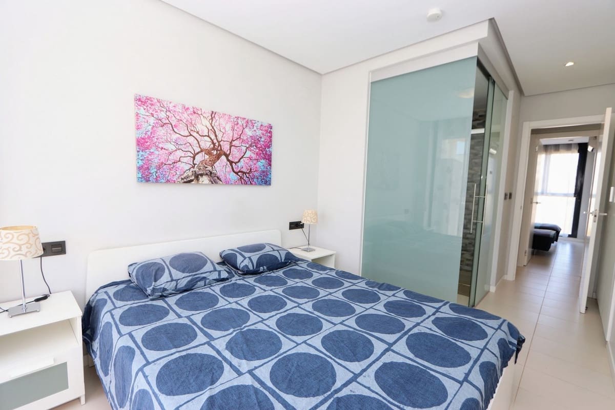2 soverom Leilighet til salgs i Villamartin med svømmebasseng garasje - € 234 000 (Ref: 9884442)
