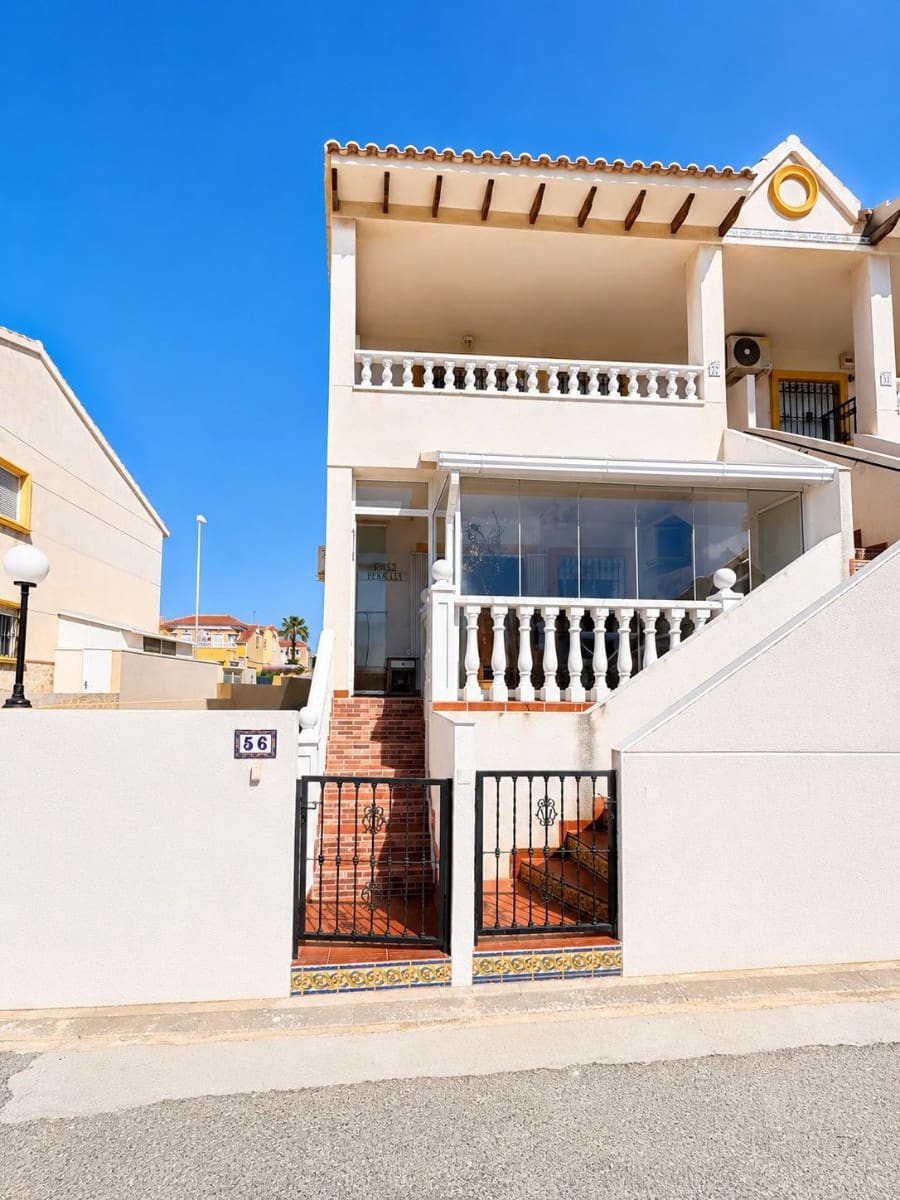 2 makuuhuone Huoneisto myytävänä paikassa Cabo Roig mukana uima-altaan - 164 995 € (Ref: 9884444)
