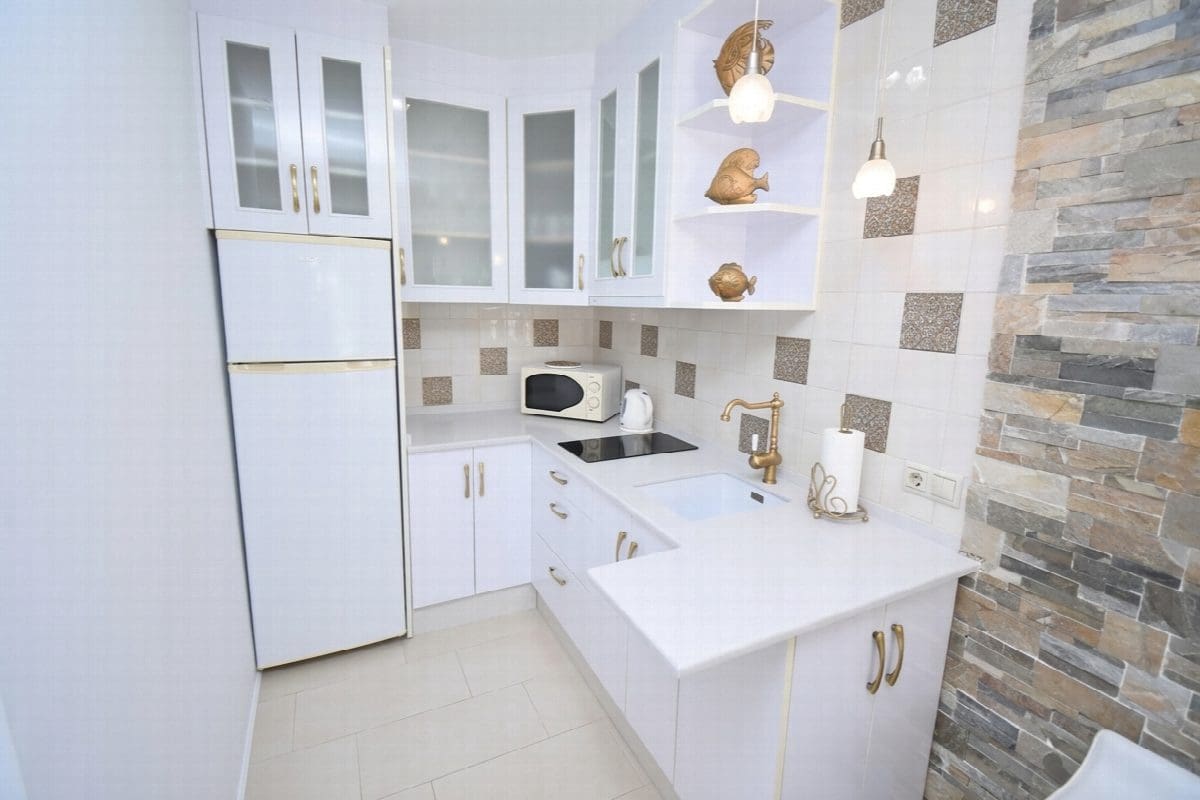 4 bedroom Villa for sale in Benalmadena with pool garage - € 1,100,000 (Ref: 9884448)