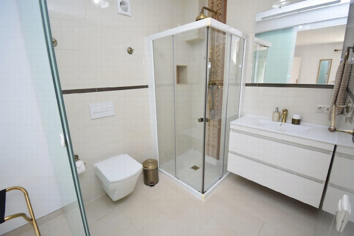 4 bedroom Villa for sale in Benalmadena with pool garage - € 1,100,000 (Ref: 9884448)