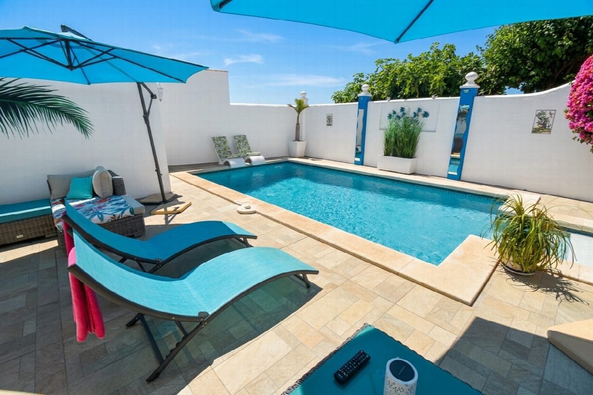 4 bedroom Villa for sale in Benalmadena with pool garage - € 1,100,000 (Ref: 9884448)