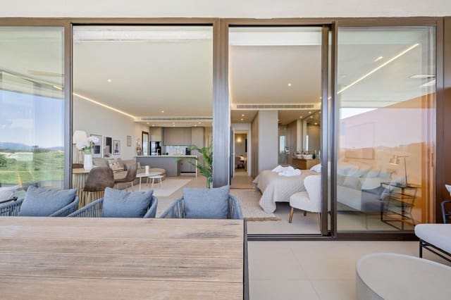 2 sovrum Lägenhet till salu i Zona Puerto Deportivo, Fuengirola med pool - 699 000 € (Ref: 9887974)