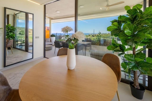 2 sovrum Lägenhet till salu i Zona Puerto Deportivo, Fuengirola med pool - 699 000 € (Ref: 9887974)