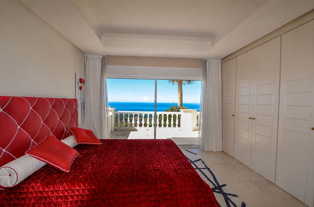 5 soveværelse Villa til salg i Marbella med swimmingpool - € 2.950.000 (Ref: 9890035)