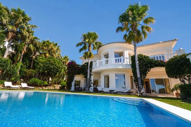 5 soverom Bungalow til salgs i Casco Antiguo, Marbella med svømmebasseng - € 2 950 000 (Ref: 9890035)