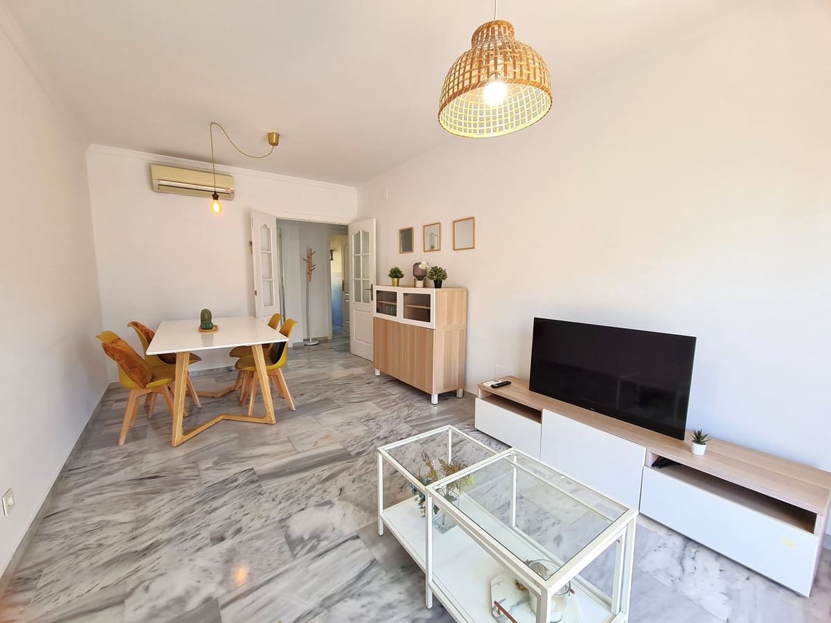 2 sovrum Villa till salu i Estepona med pool - 375 000 € (Ref: 9890036)