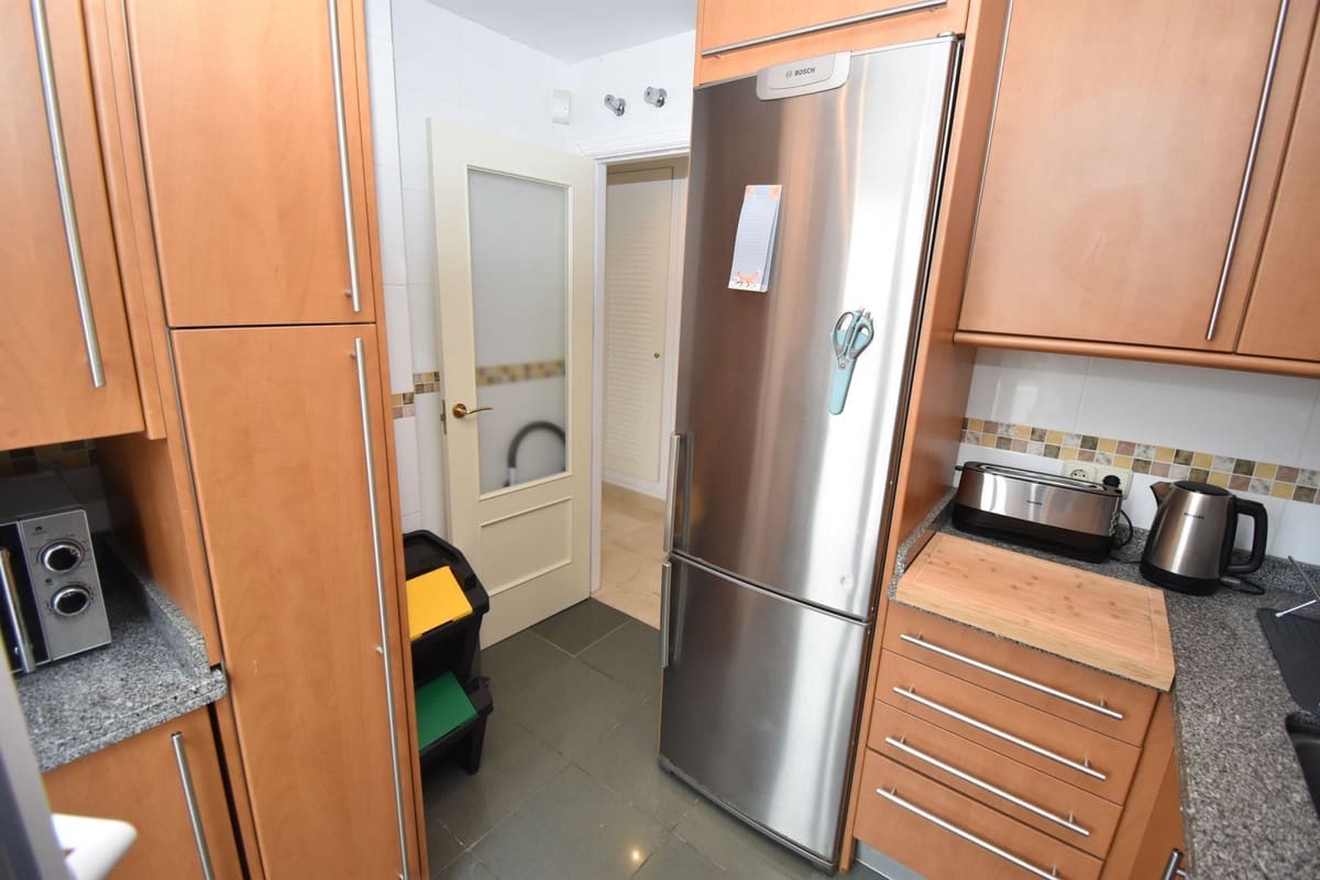 2 soverom Leilighet til salgs i Mijas med svømmebasseng garasje - € 349 000 (Ref: 9892892)