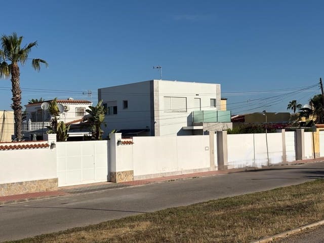2 quarto Moradia para venda em Parque de las Naciones, Torrevieja com piscina garagem - 465 000 € (Ref: 9892903)