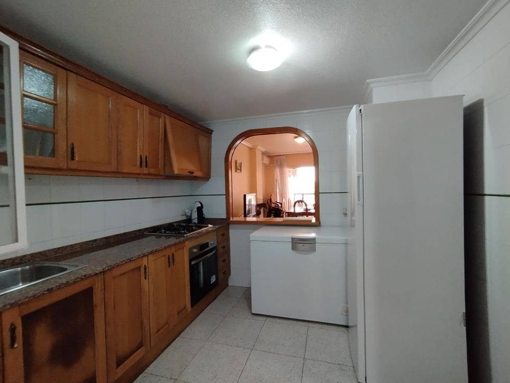 3 soveværelse Lejlighed til salg i Torrevieja med swimmingpool garage - € 240.000 (Ref: 9892904)