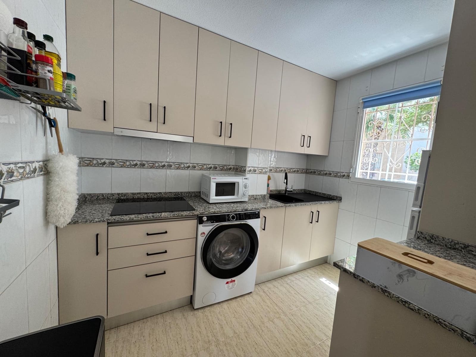 3 makuuhuone Bungalow myytävänä paikassa Torrevieja mukana uima-altaan - 169 900 € (Ref: 9892906)