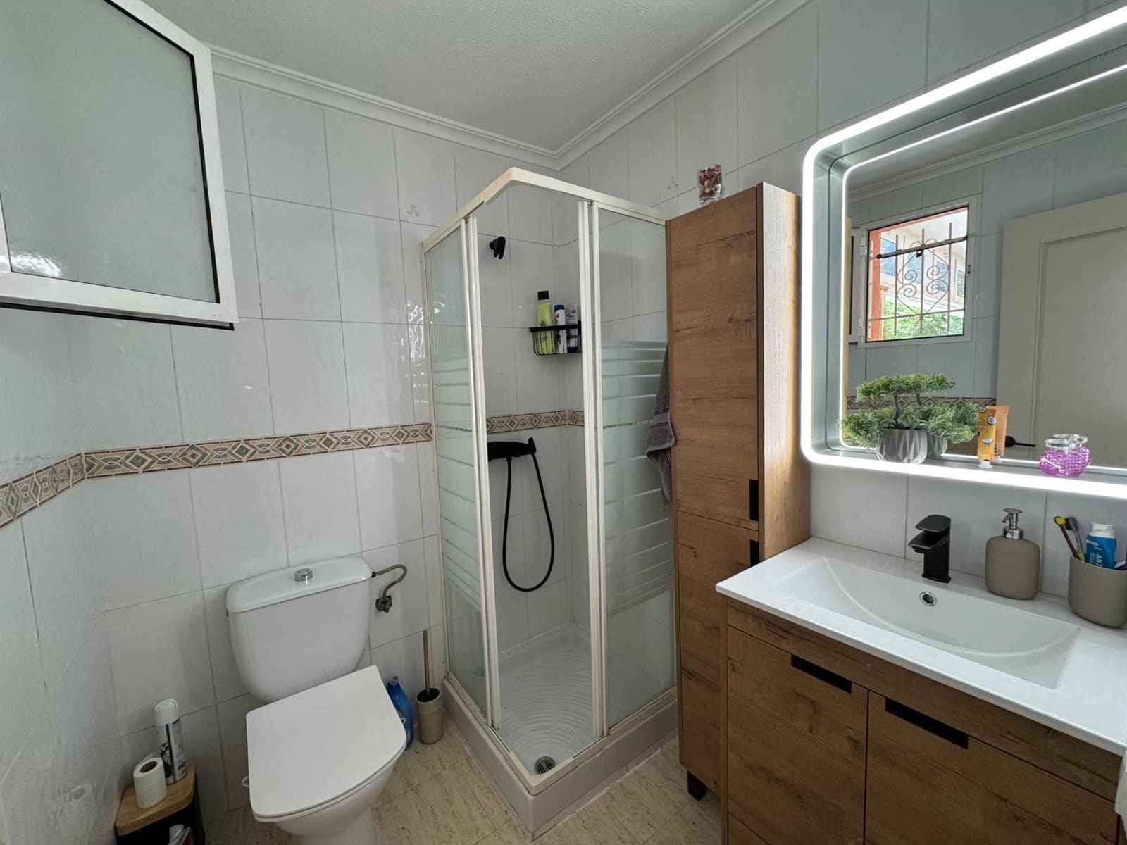 3 makuuhuone Bungalow myytävänä paikassa Torrevieja mukana uima-altaan - 169 900 € (Ref: 9892906)
