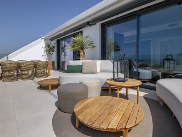 2 soverom Leilighet til salgs i Fuengirola med svømmebasseng - € 435 000 (Ref: 9894901)