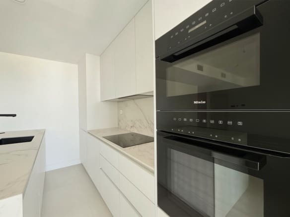 2 soverom Leilighet til salgs i Fuengirola med svømmebasseng - € 435 000 (Ref: 9894901)