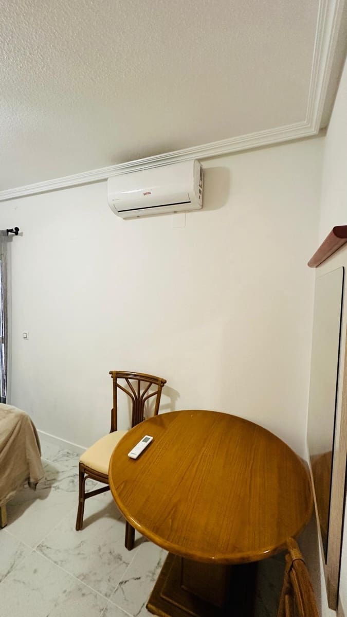 2 slaapkamer Appartement te koop in Torrevieja - € 145.710 (Ref: 9894914)