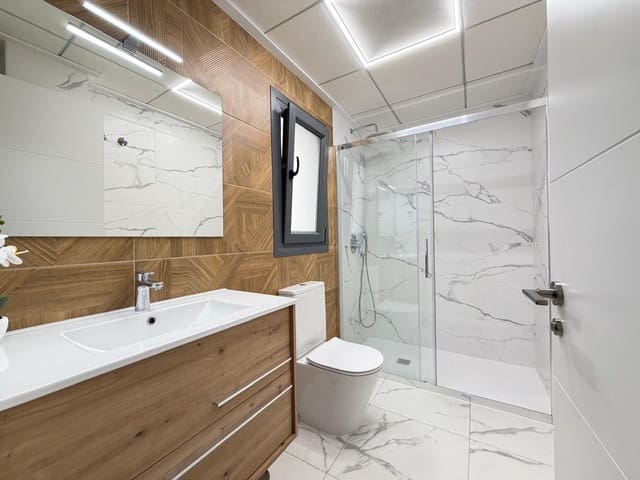 2 soverom Leilighet til salgs i Avenida Habaneras - Curva de Palangre, Torrevieja med svømmebasseng - € 326 900 (Ref: 9894920)