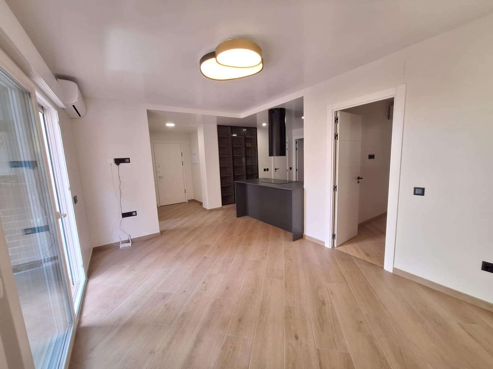 3 bedroom Apartment for sale in Torrevieja - € 257,000 (Ref: 9894921)