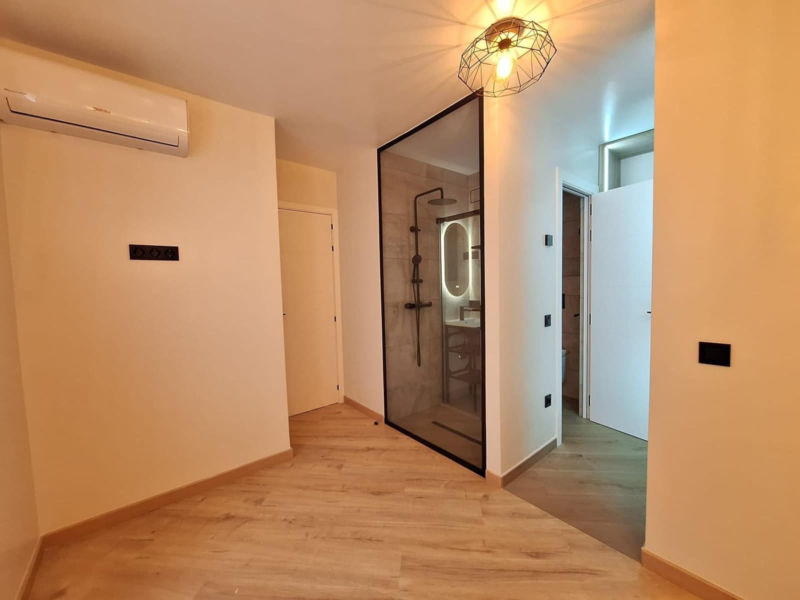 3 bedroom Apartment for sale in Torrevieja - € 257,000 (Ref: 9894921)
