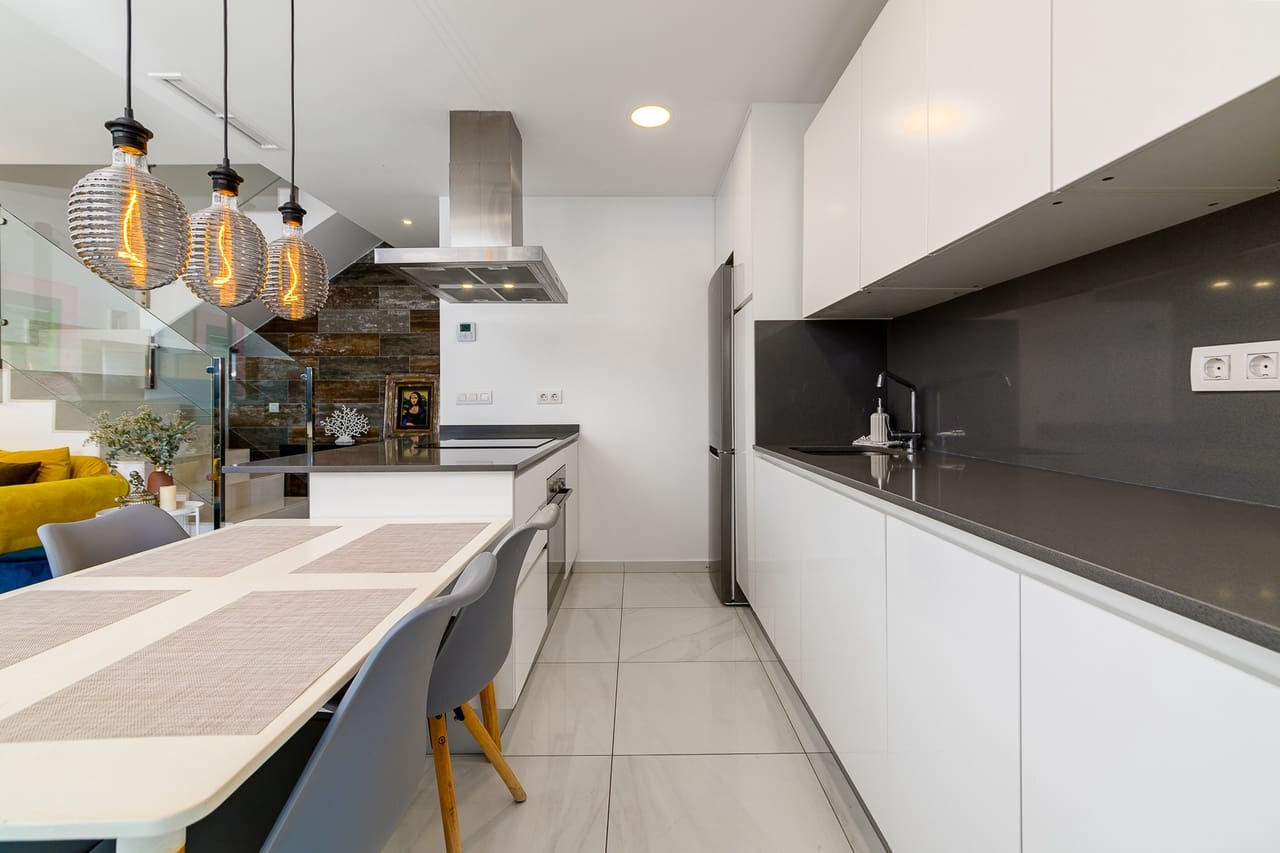 3 soverom Hus til salgs i Villamartin med garasje - € 325 000 (Ref: 9896850)
