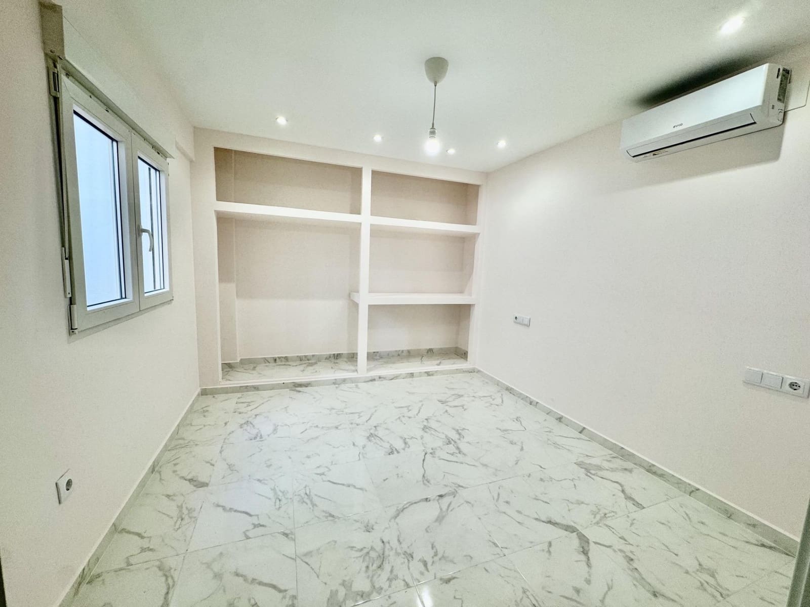 3 makuuhuone Huoneisto myytävänä paikassa Torrevieja - 174 900 € (Ref: 9896855)