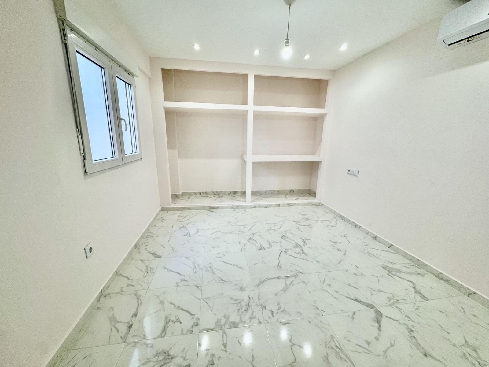 3 makuuhuone Huoneisto myytävänä paikassa Torrevieja - 174 900 € (Ref: 9896855)