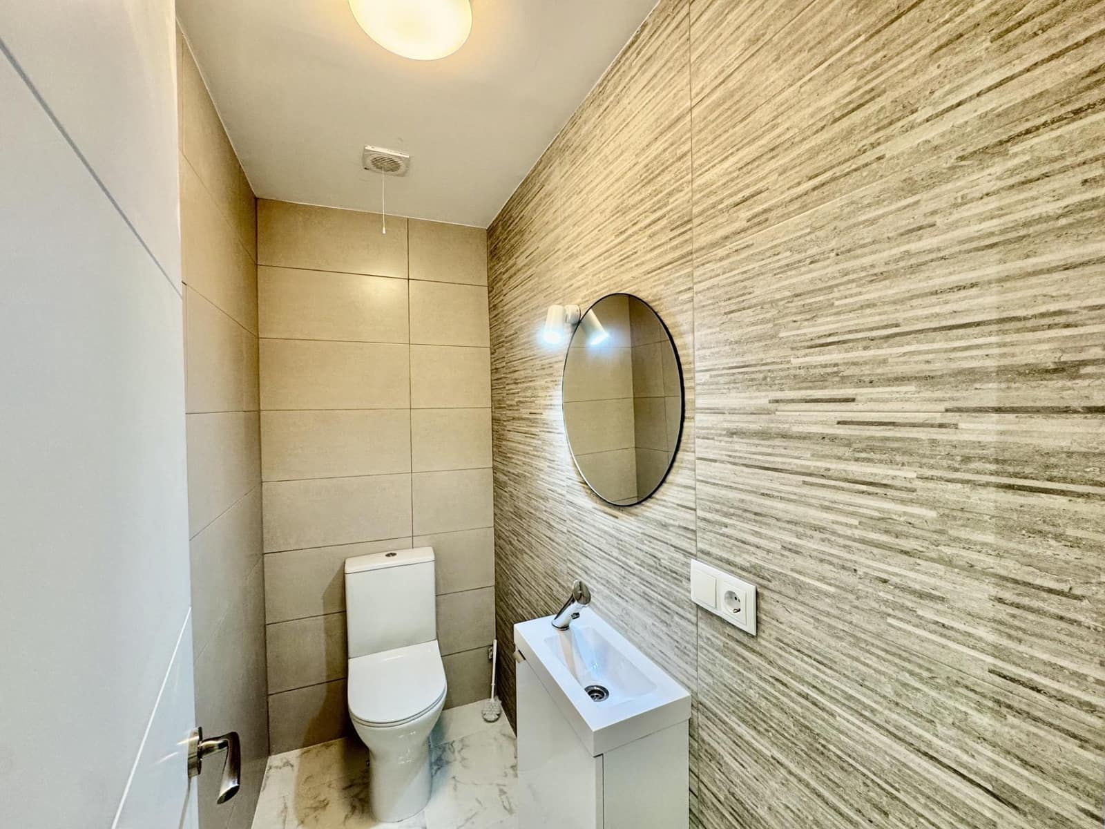 3 makuuhuone Huoneisto myytävänä paikassa Torrevieja - 174 900 € (Ref: 9896855)