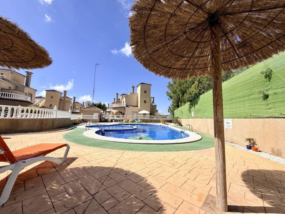3 bedroom Townhouse for sale in Orihuela with pool - € 338,500 (Ref: 9899294)