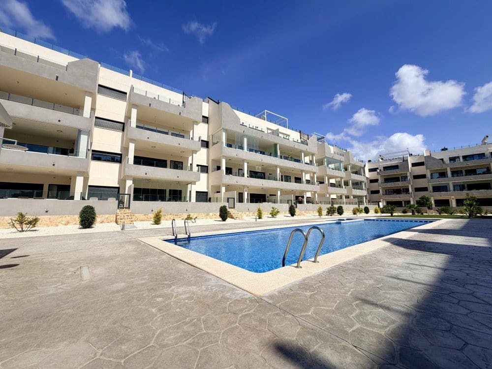 3 soveværelse Lejlighed til salg i Orihuela Costa med swimmingpool garage - € 390.000 (Ref: 9899301)
