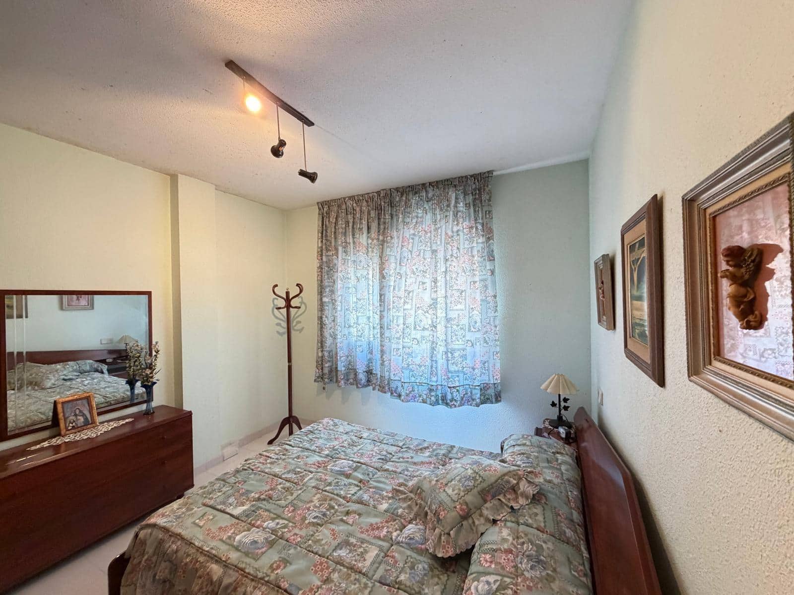 2 bedroom Apartment for sale in Torrevieja - € 169,900 (Ref: 9899303)