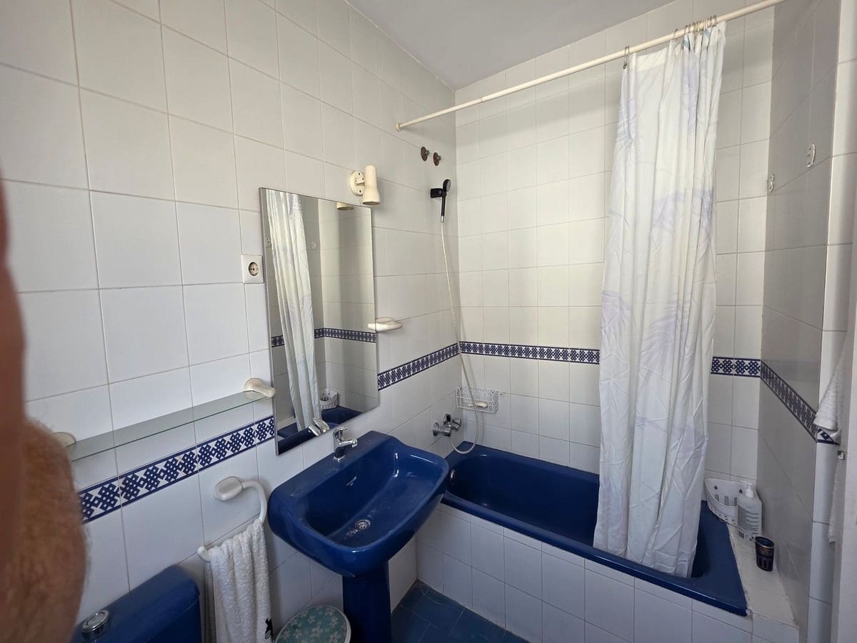 Adosado de 5 habitaciones en Fuengirola en venta - 490.000 € (Ref: 9899308)