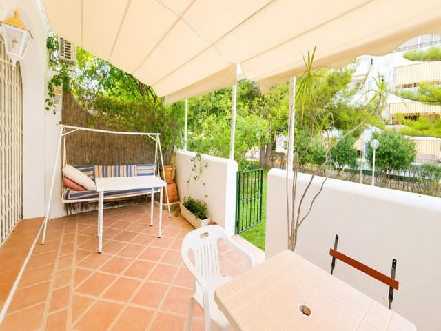 5 slaapkamer Rijtjeshuis te koop in Los Boliches , Fuengirola met zwembad garage - € 470.000 (Ref: 9899308)