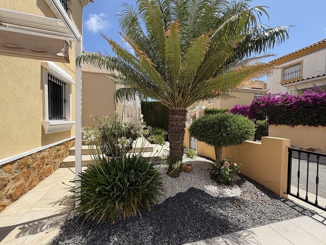 2 soverom Leilighet til salgs i Villamartin, Orihuela - € 239 000 (Ref: 9900414)