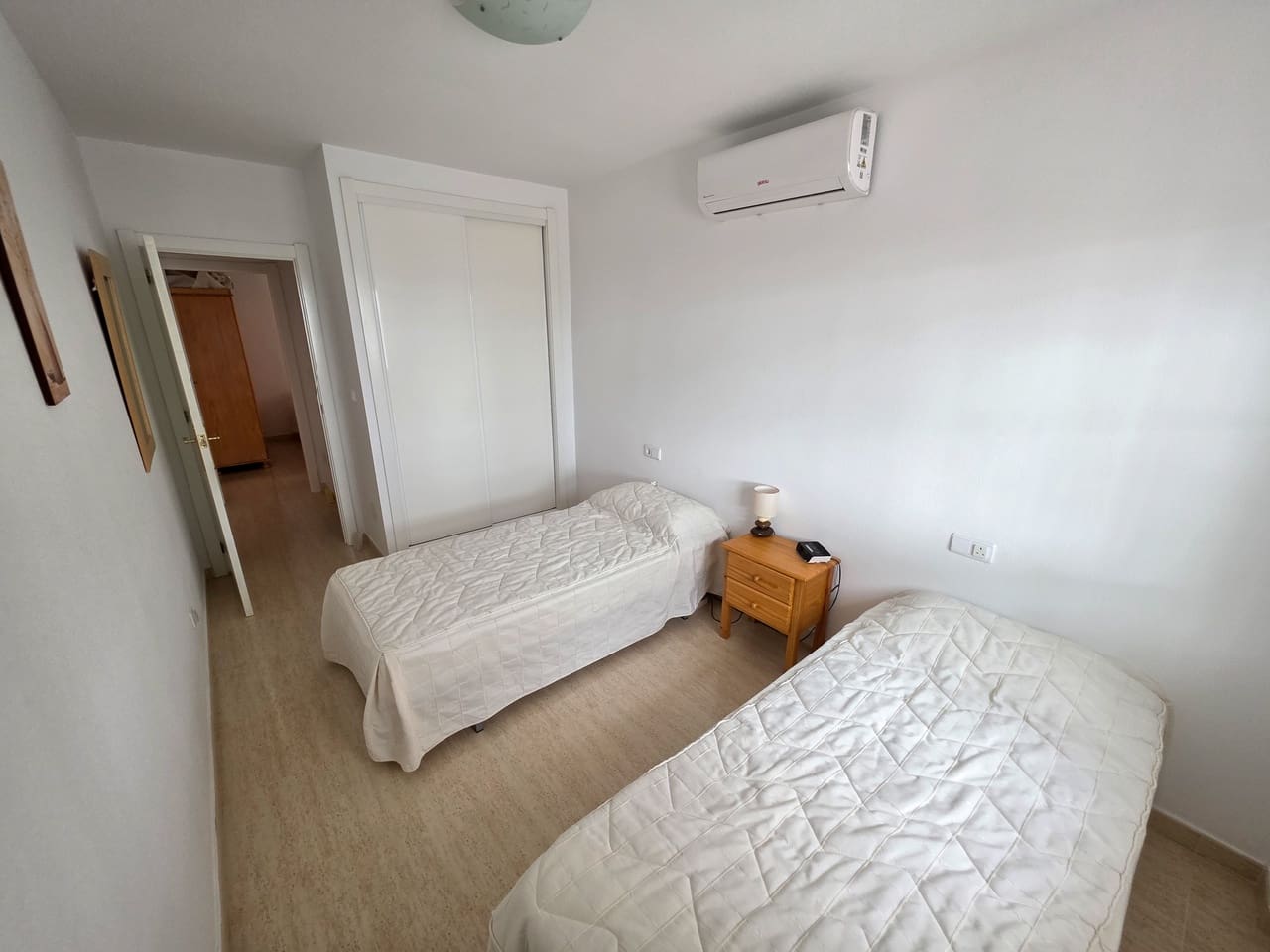 Apartamento de 2 habitaciones en Villamartin en venta con piscina garaje - 149.950 € (Ref: 9904249)