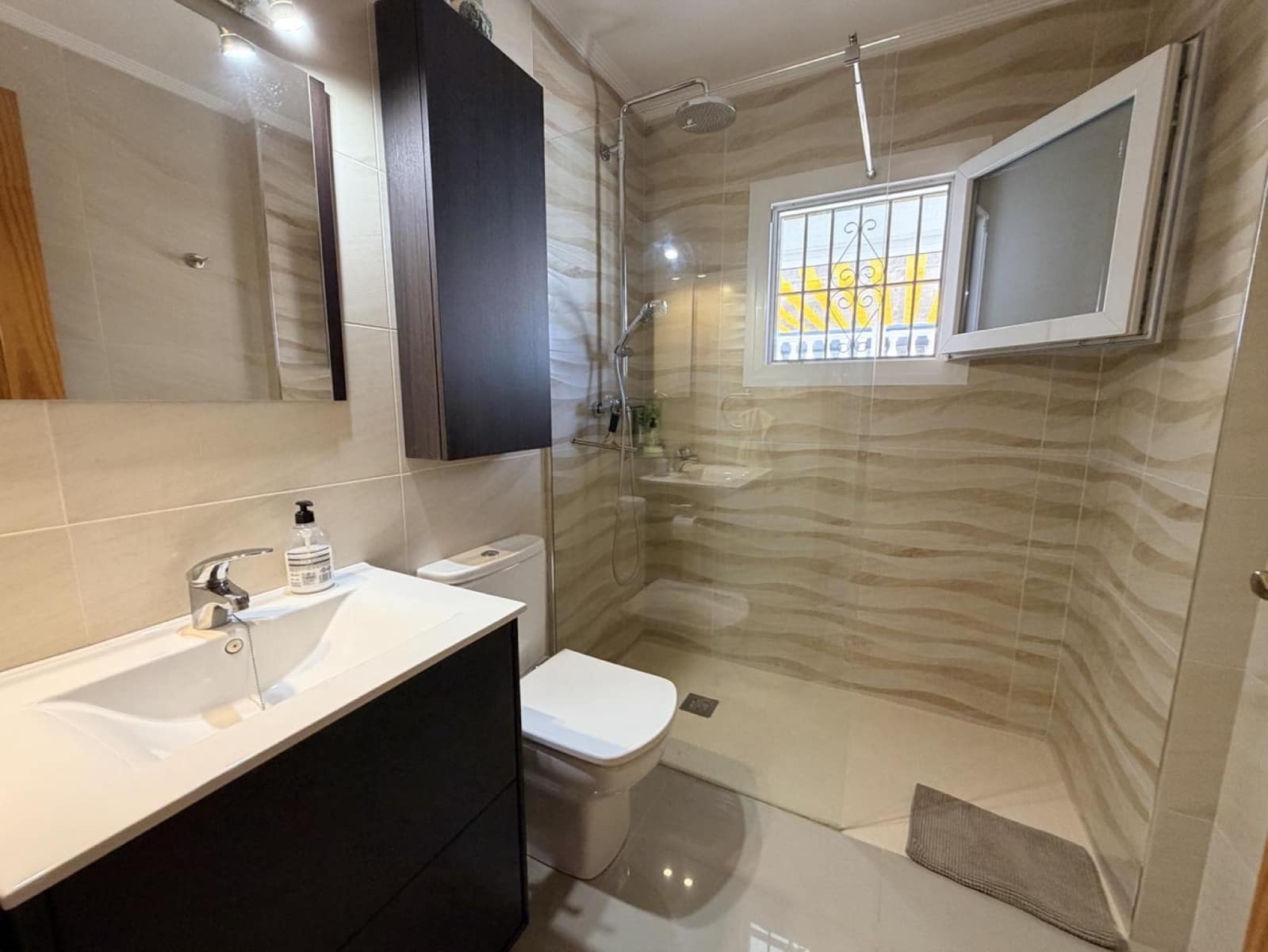 4 sovrum Hus till salu i Torrevieja - 228 000 € (Ref: 9906909)