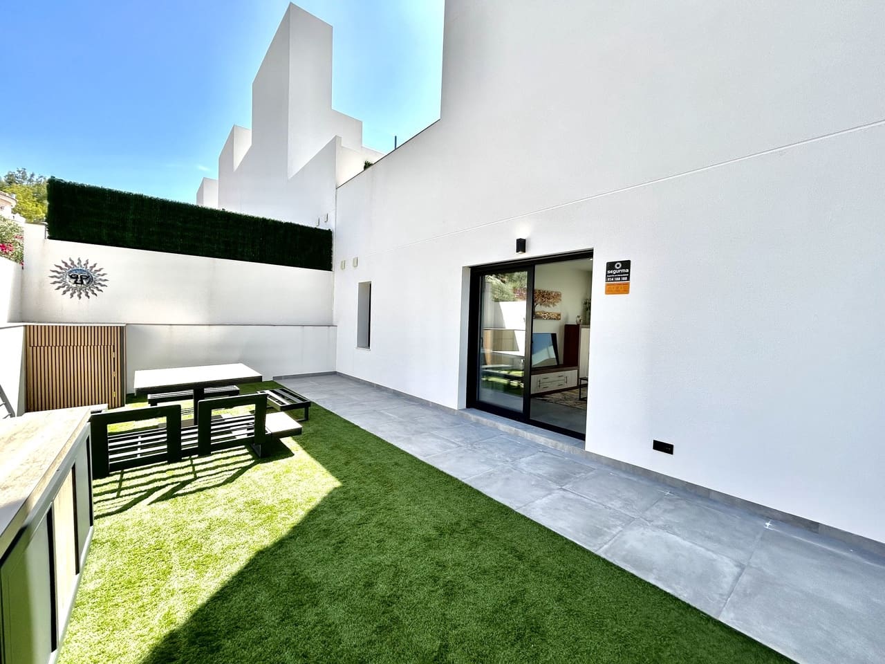 2 bedroom Semi-detached Villa for sale in Orihuela with garage - € 425,000 (Ref: 9910498)