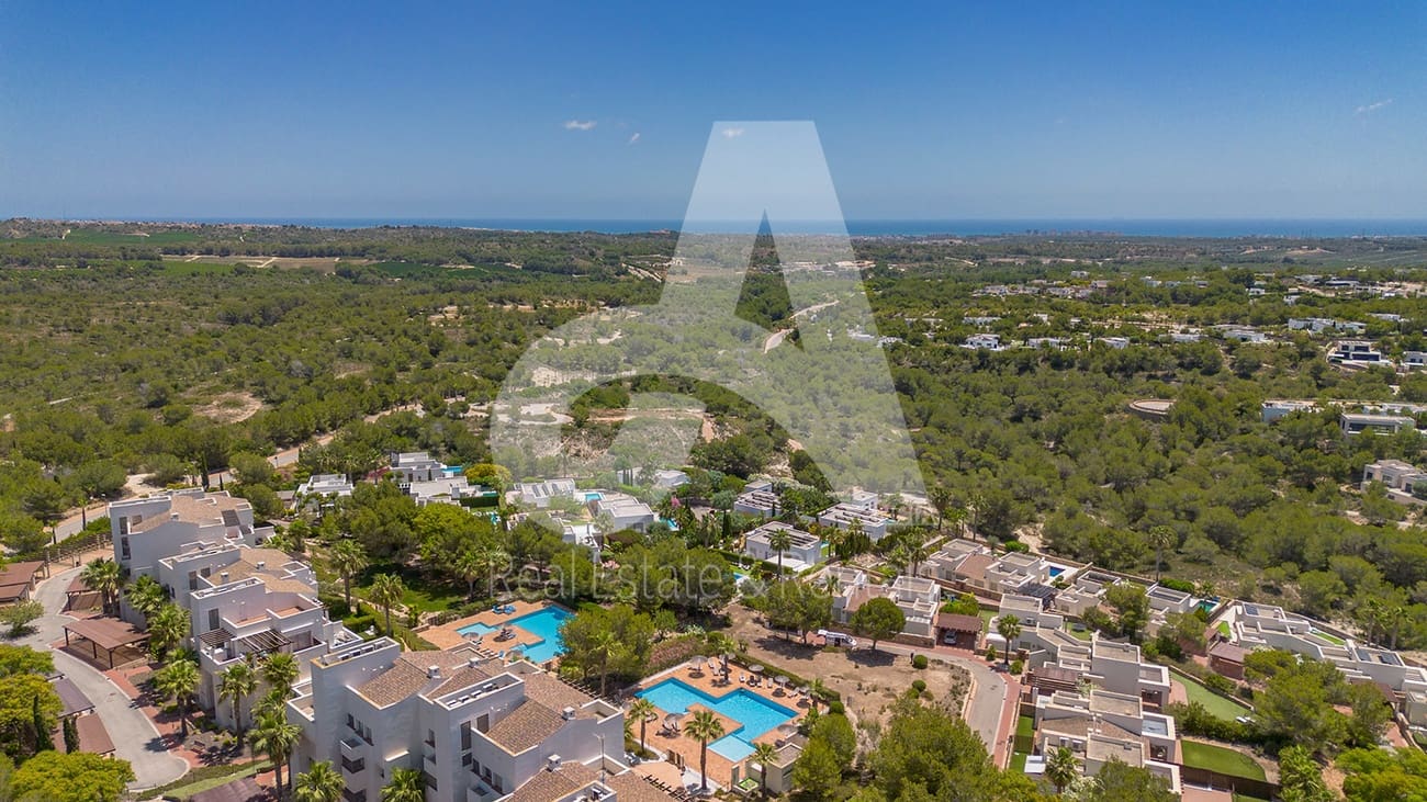 2 bedroom Apartment for sale in Orihuela - € 235,000 (Ref: 9910502)