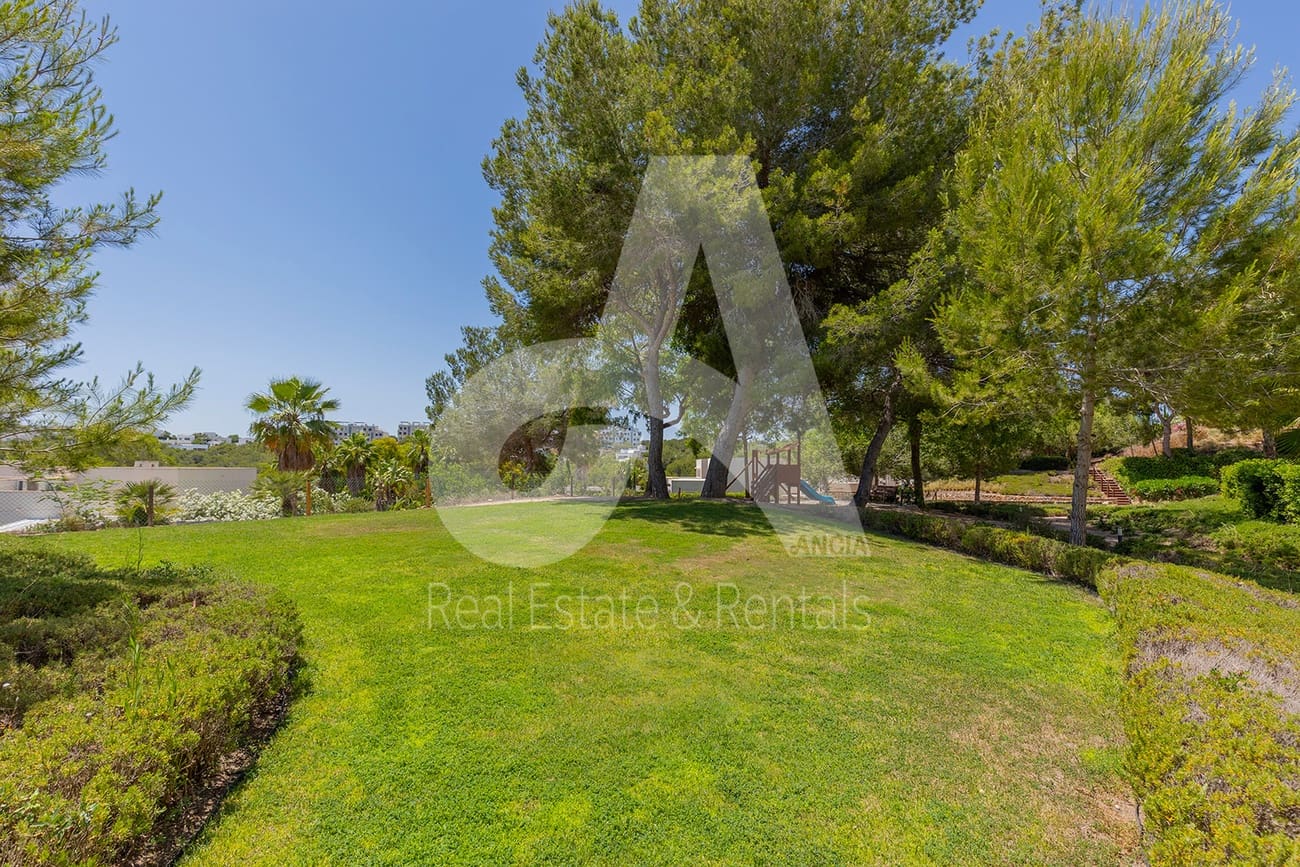 2 bedroom Apartment for sale in Orihuela - € 235,000 (Ref: 9910502)