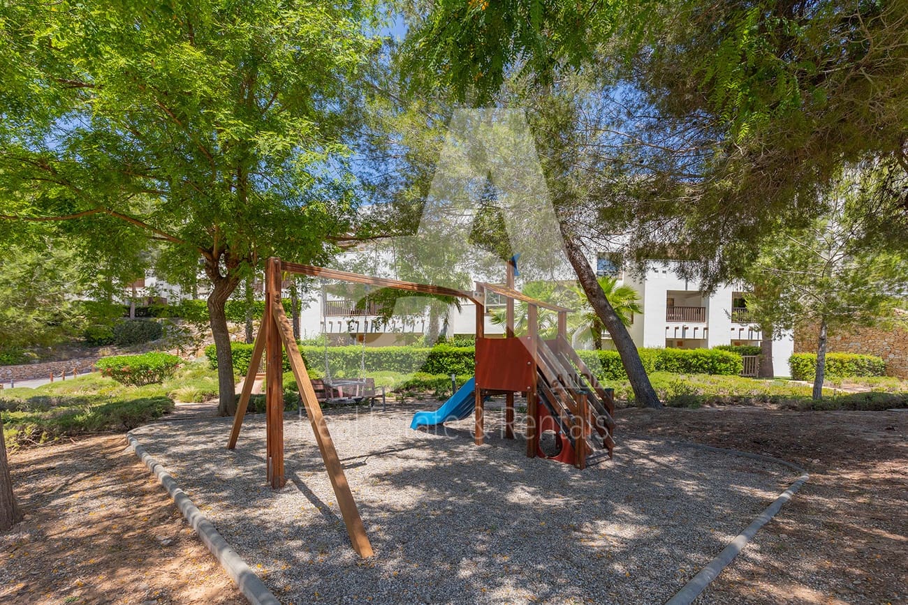 2 bedroom Apartment for sale in Orihuela - € 235,000 (Ref: 9910502)
