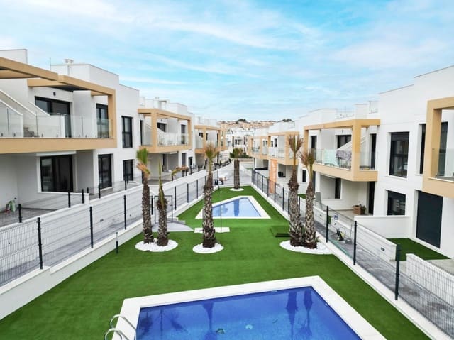 2 soverom Leilighet til salgs i Villamartin, Orihuela med svømmebasseng garasje - € 249 000 (Ref: 9912776)