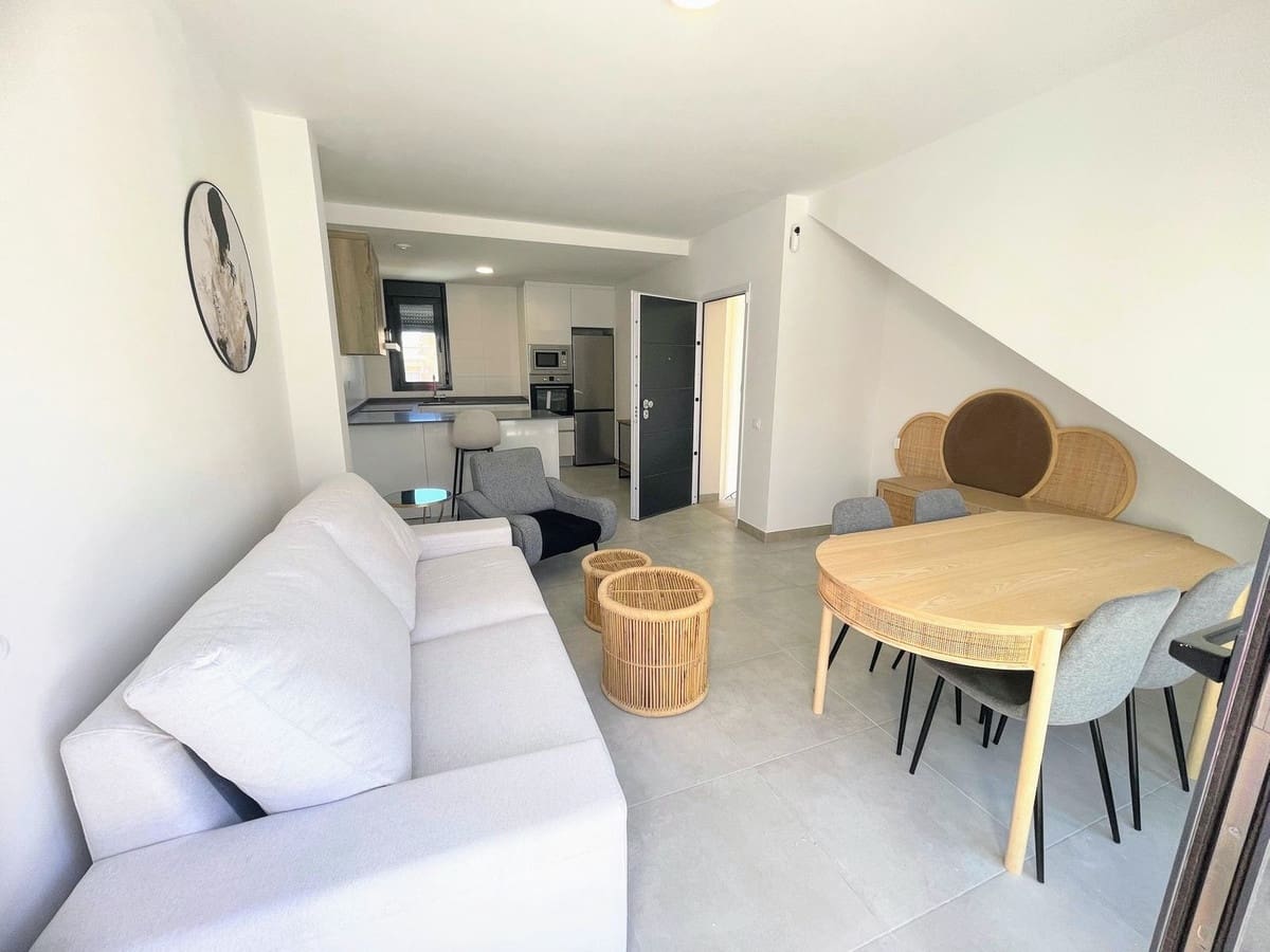 2 soverom Leilighet til salgs i Villamartin med svømmebasseng garasje - € 249 000 (Ref: 9912776)