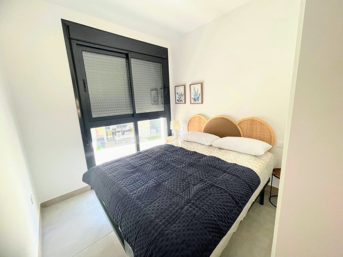 2 soverom Leilighet til salgs i Villamartin med svømmebasseng garasje - € 249 000 (Ref: 9912776)