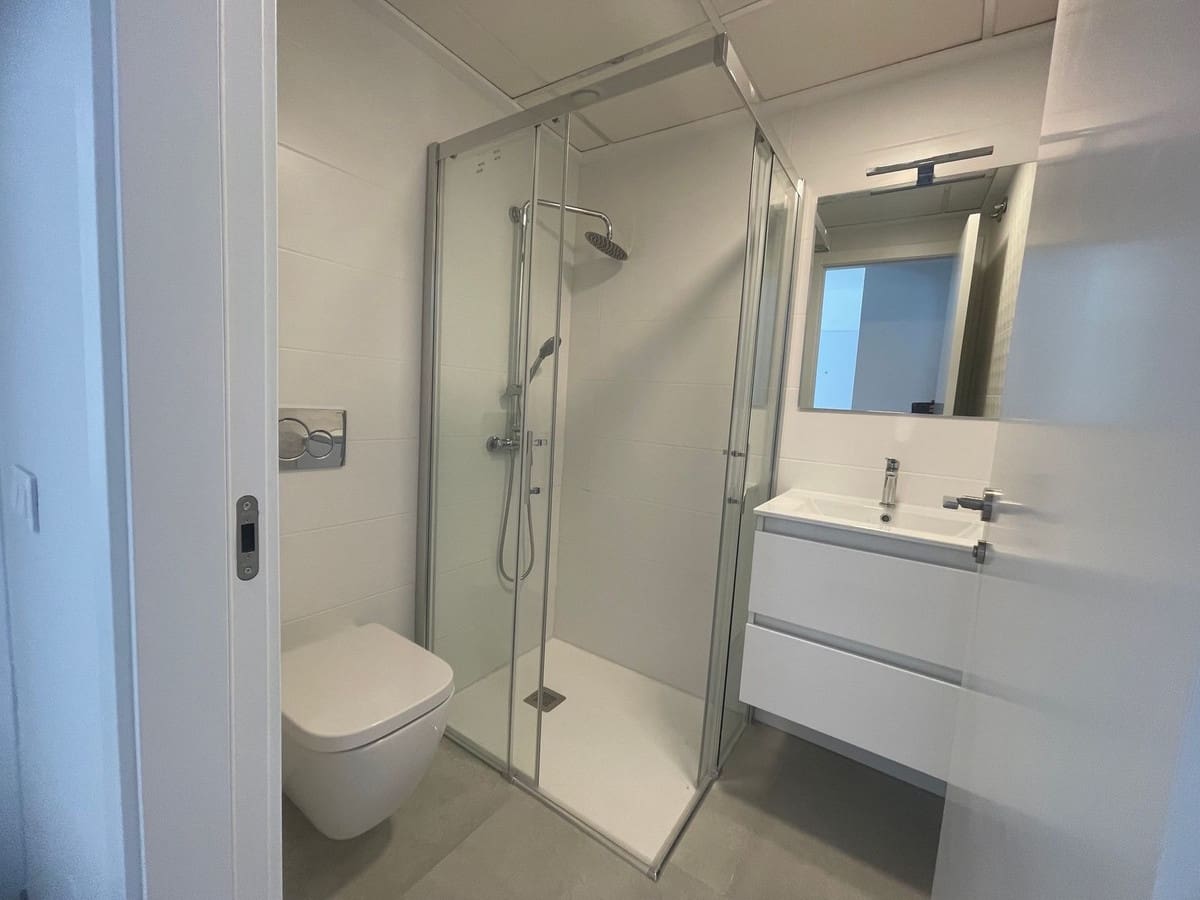 2 soverom Leilighet til salgs i Villamartin med svømmebasseng garasje - € 249 000 (Ref: 9912776)