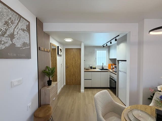 2 soverom Leilighet til salgs i Torrevieja med svømmebasseng - € 169 900 (Ref: 9912783)