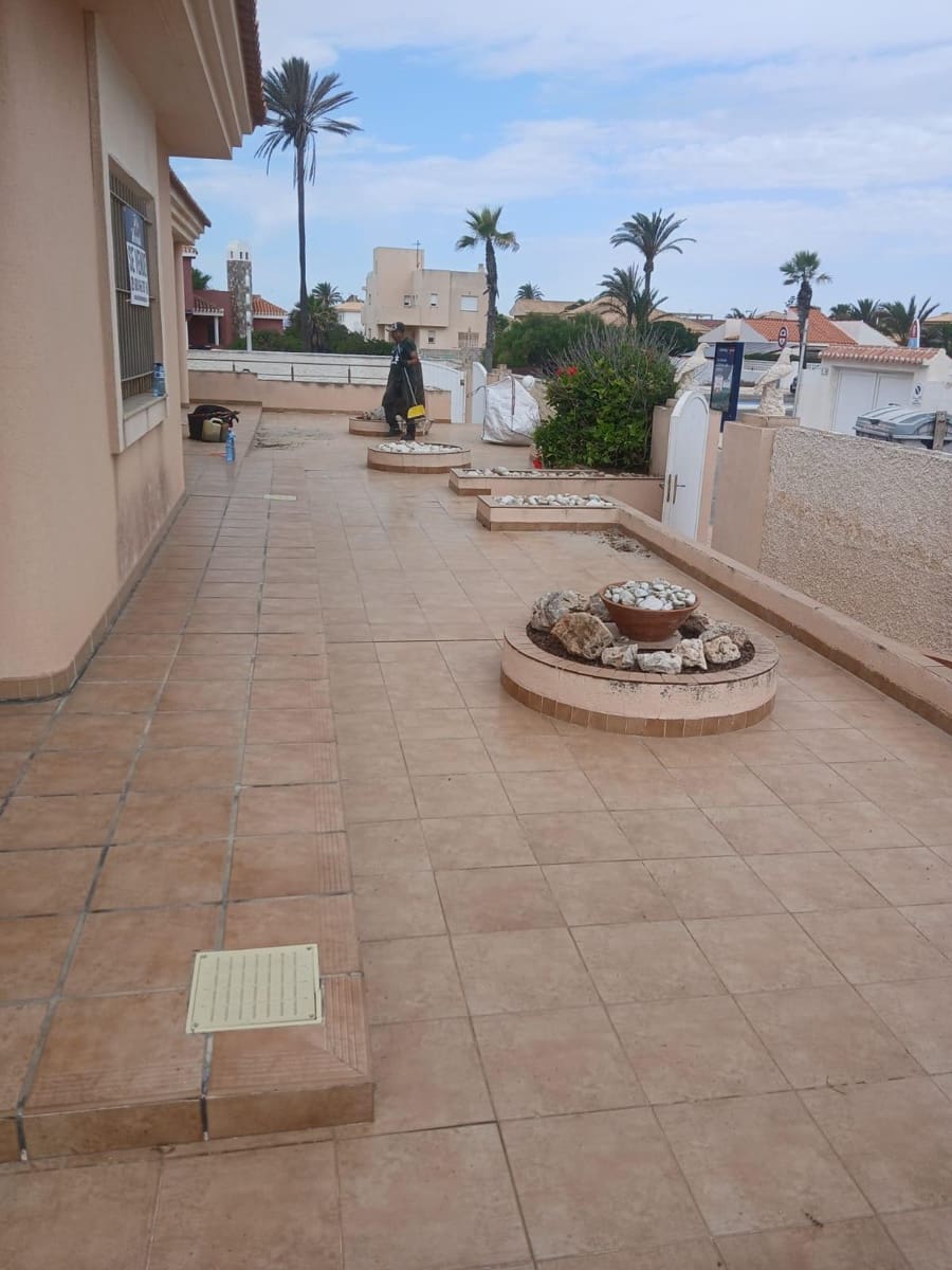 4 quarto Moradia para venda em La Manga del Mar Menor - 580 000 € (Ref: 9912786)