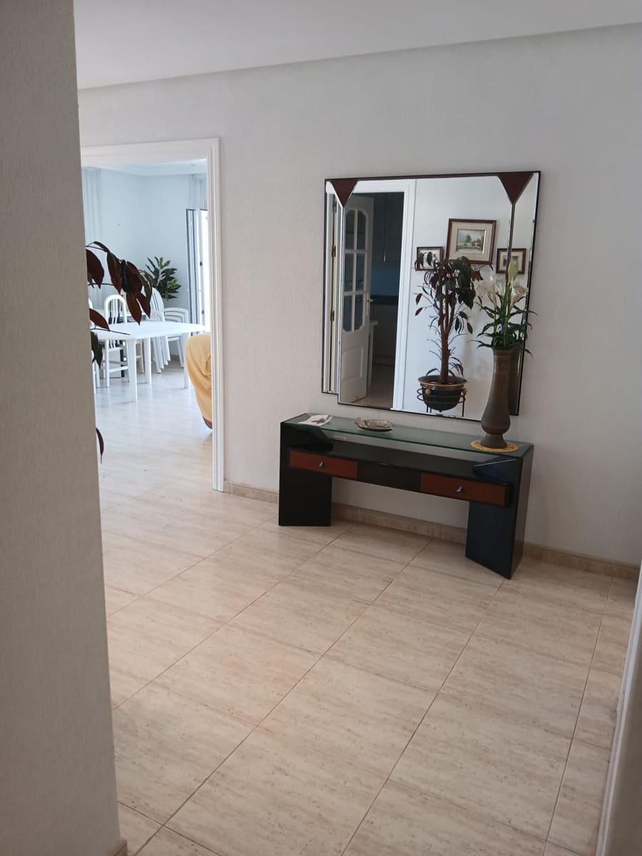 4 quarto Moradia para venda em La Manga del Mar Menor - 580 000 € (Ref: 9912786)