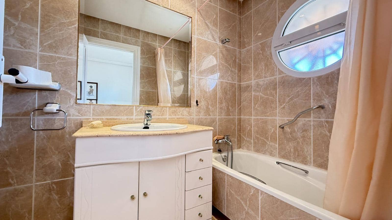 4 quarto Moradia para venda em La Manga del Mar Menor - 580 000 € (Ref: 9912786)