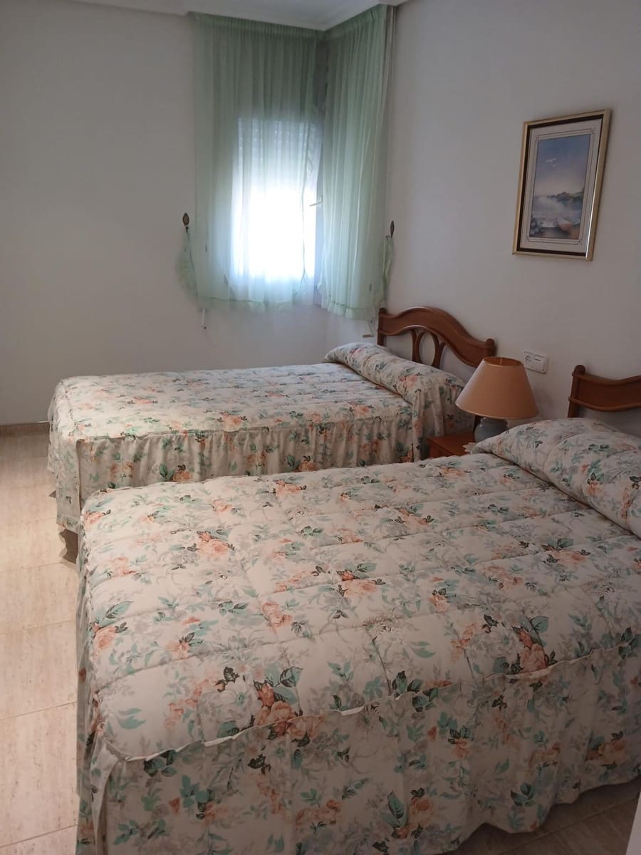4 quarto Moradia para venda em La Manga del Mar Menor - 580 000 € (Ref: 9912786)
