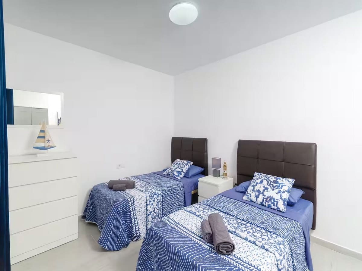 3 Zimmer Villa zu verkaufen in Corralejo mit Pool Garage - 749.999 € (Ref: 9912787)