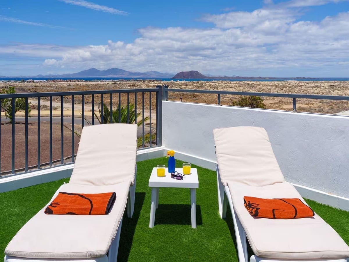 3 Zimmer Villa zu verkaufen in Corralejo mit Pool Garage - 749.999 € (Ref: 9912787)