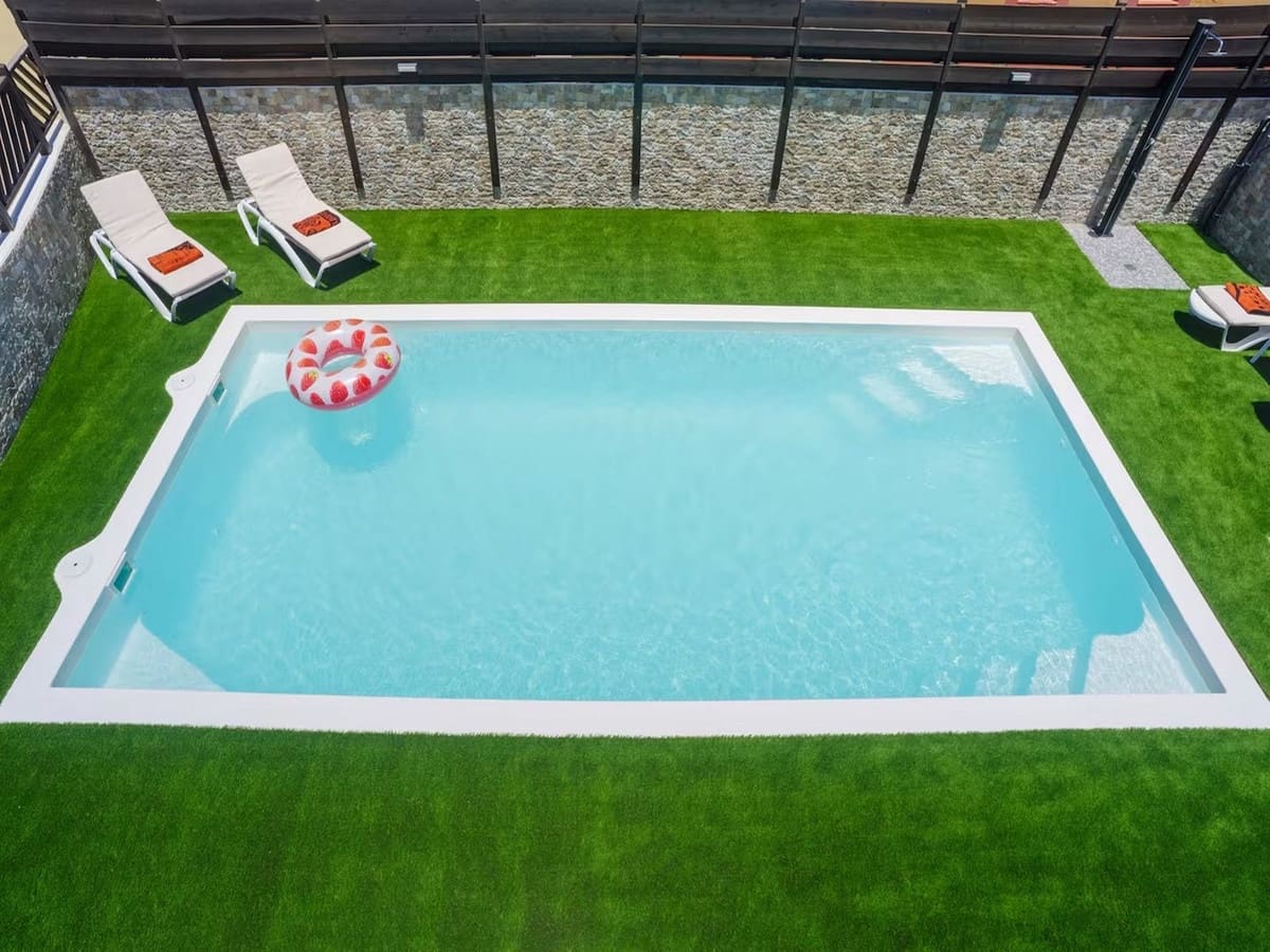 3 Zimmer Villa zu verkaufen in Corralejo mit Pool Garage - 749.999 € (Ref: 9912787)